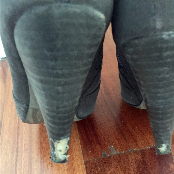 Vince Camuto Hollie Suede OTK Boot 5.5 - Picture 7 of 7